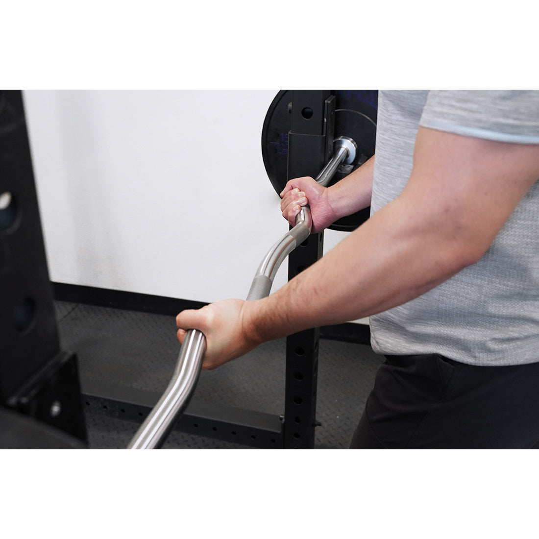 74" Rackable EZ Curl Bar