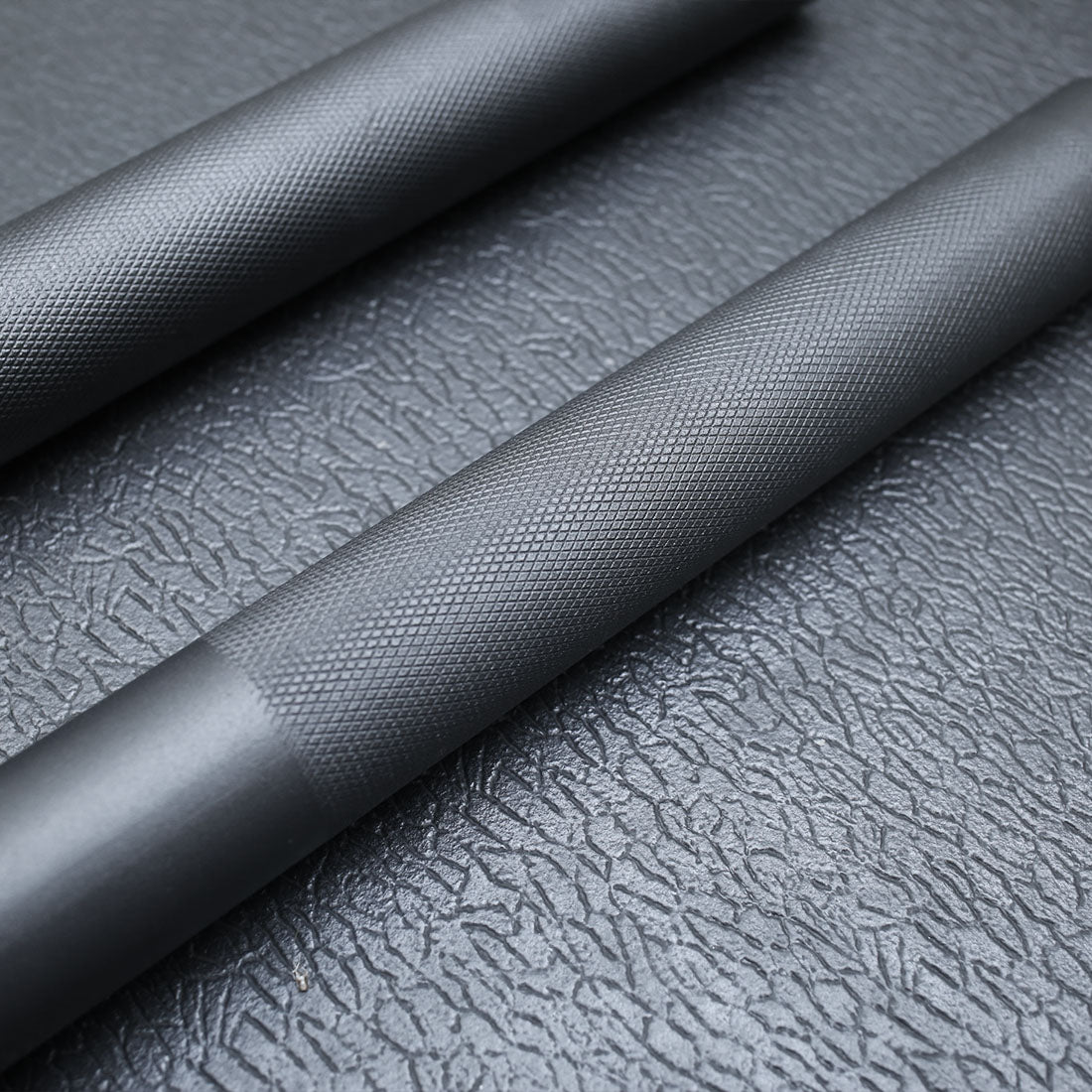 Mild knurling